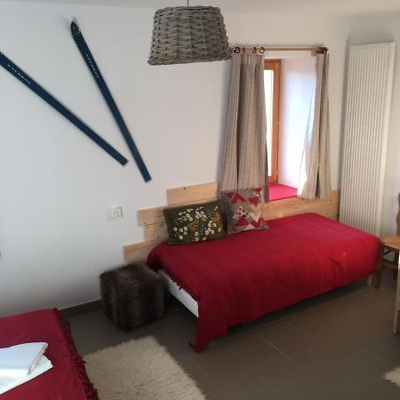 Les Trois Temps Hotel Saint-Didier-sur-Rochefort Екстериор снимка
